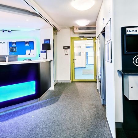 B&B Hotel Hannover-Laatzen Exteriör bild